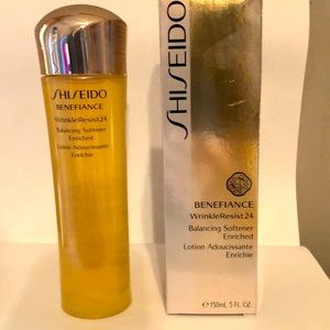 Shiseido Benefiance Wrinkleresist24 Balancing Softener Enriched for Unisex
